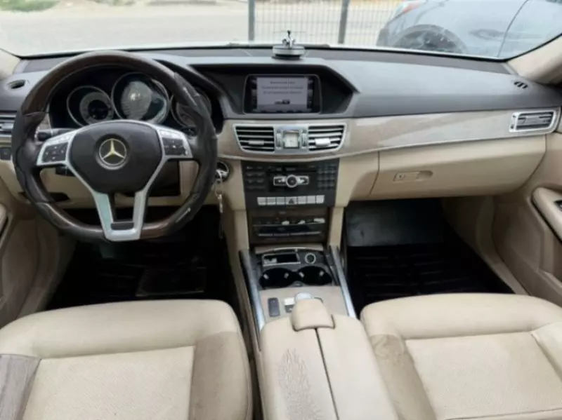 Mercedes-Benz E 350   - 2014
