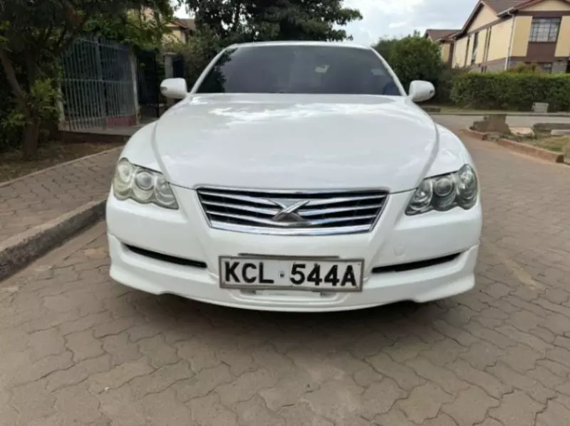 Toyota Mark X   - 2011