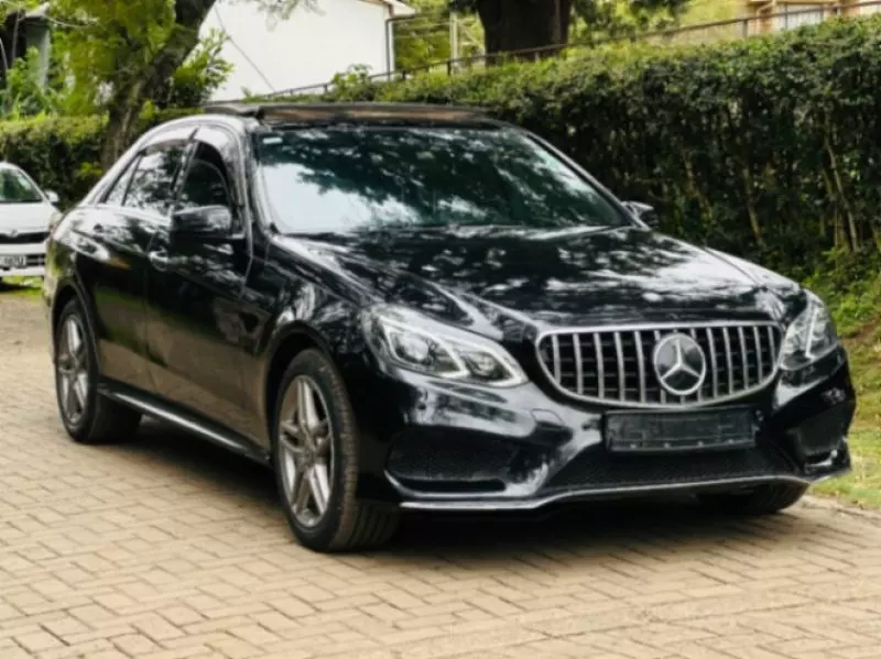 Mercedes-Benz E250   - 2013