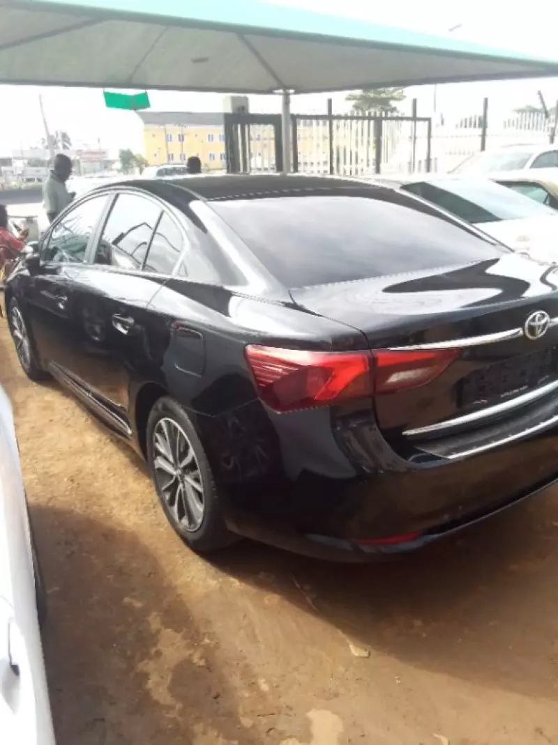 Toyota Avensis   - 2007