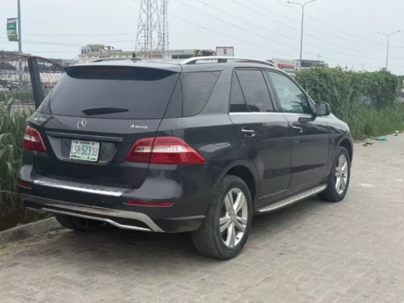 Mercedes-Benz ML 350   - 2012