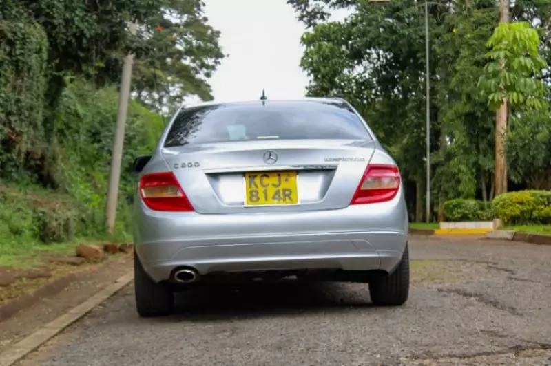 Mercedes-Benz C200   - 2009