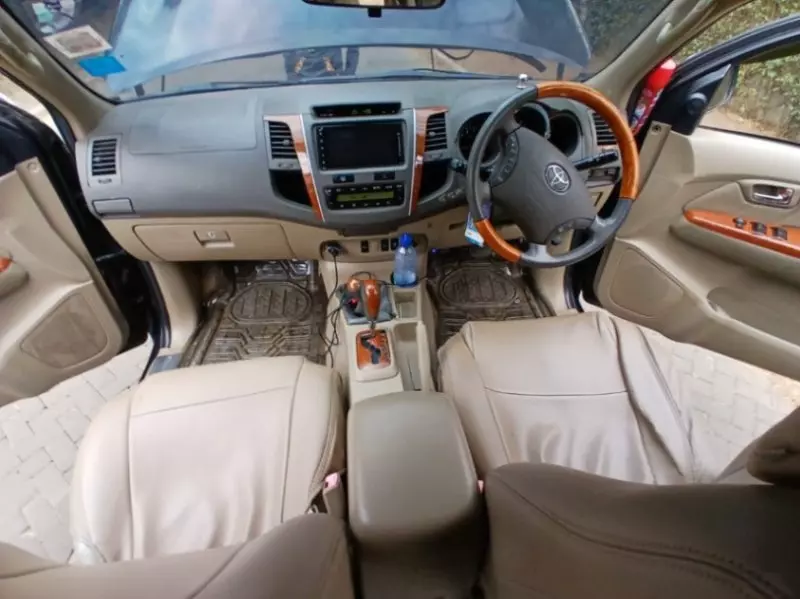 Toyota Fortuner   - 2016