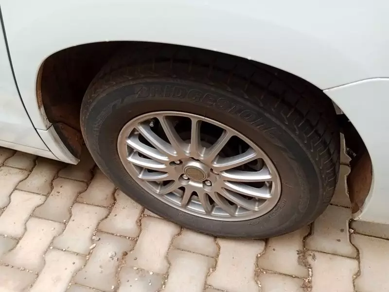 Toyota Vellfire    - 2010