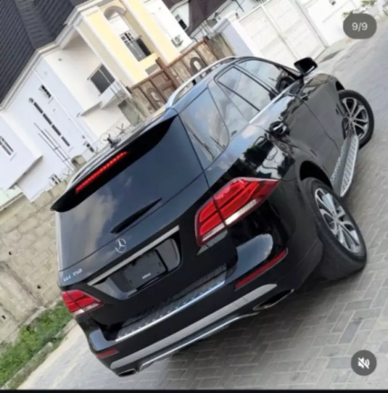 Mercedes-Benz GLE-Class   - 2016