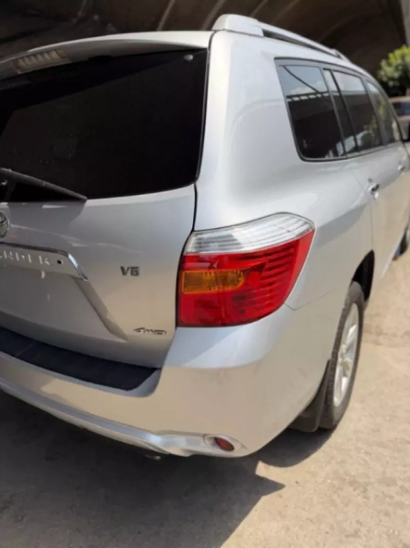 Toyota Highlander   - 2008