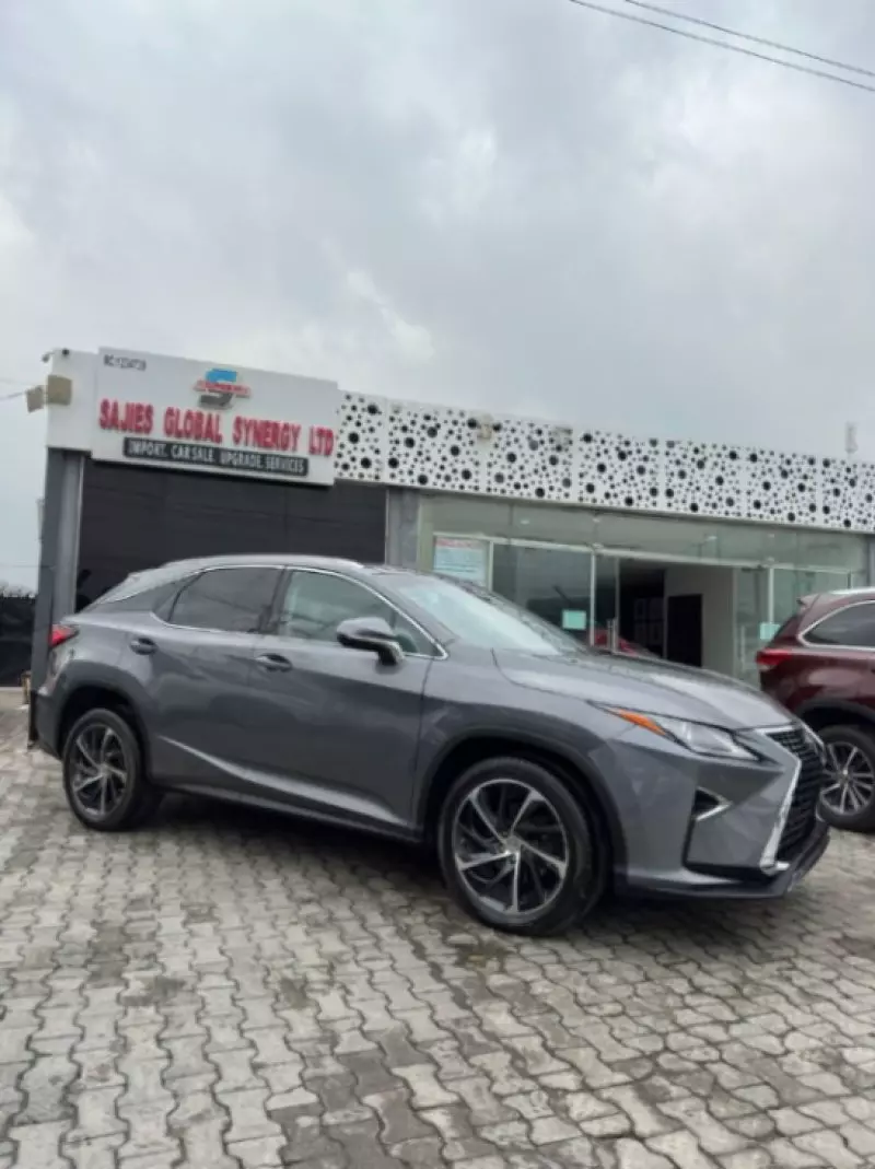 Lexus RX   - 2016