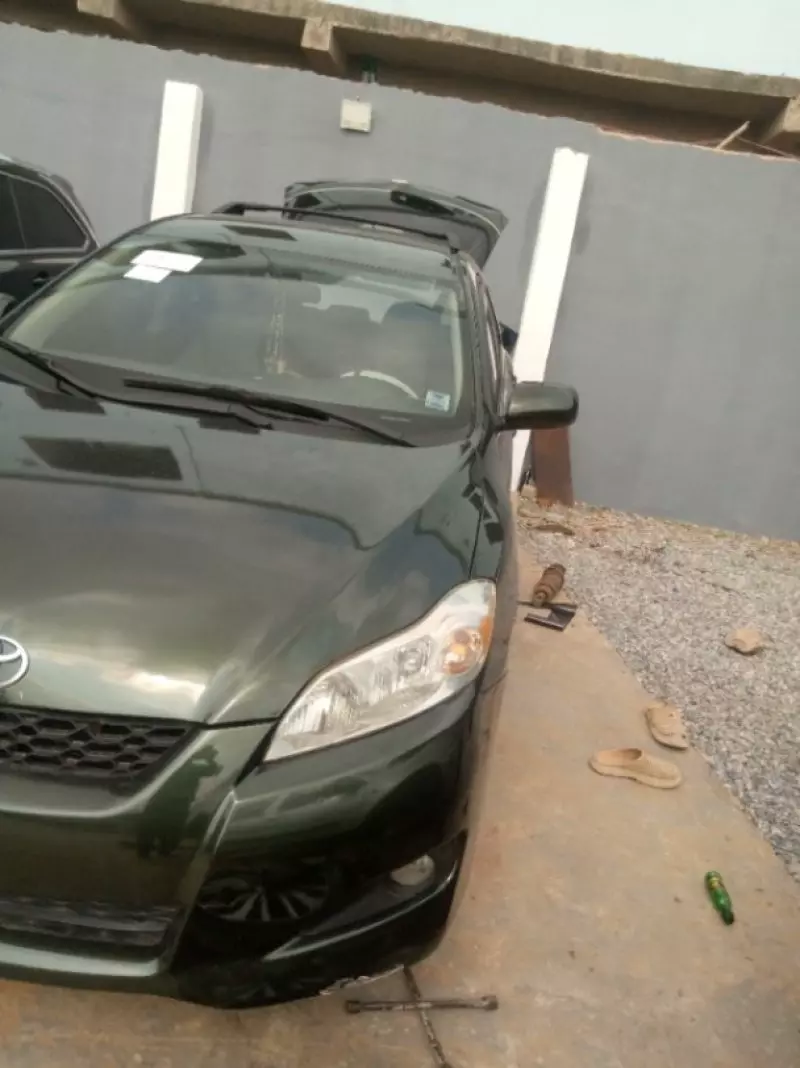 Toyota Matrix - 2012