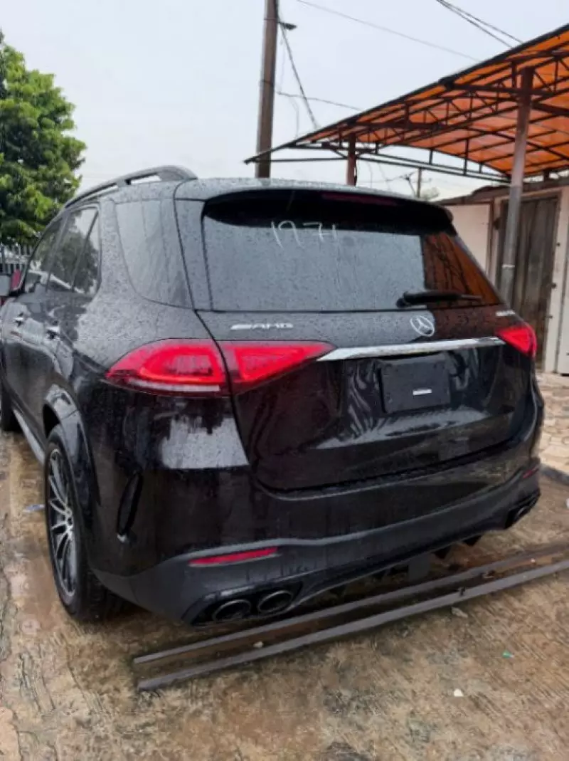 Mercedes-Benz GLE 53 AMG   - 2021