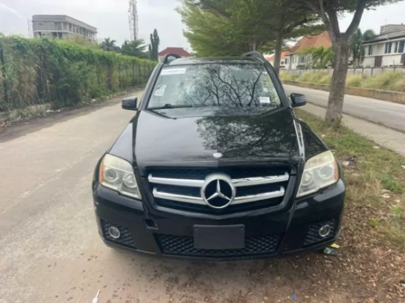 Mercedes-Benz GLK 350   - 2010