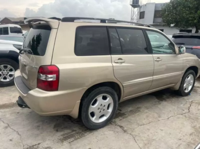 Toyota Highlander   - 2006