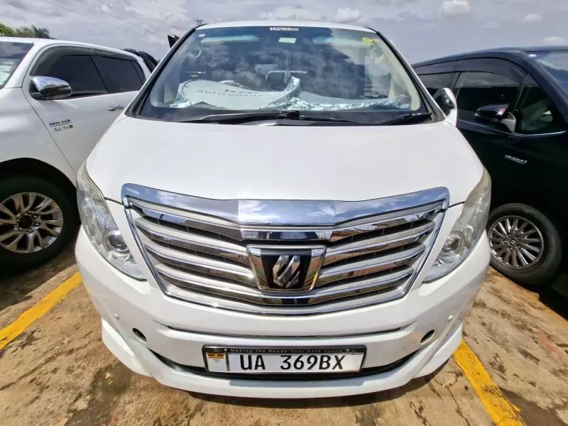 Toyota Alphard   - 2012