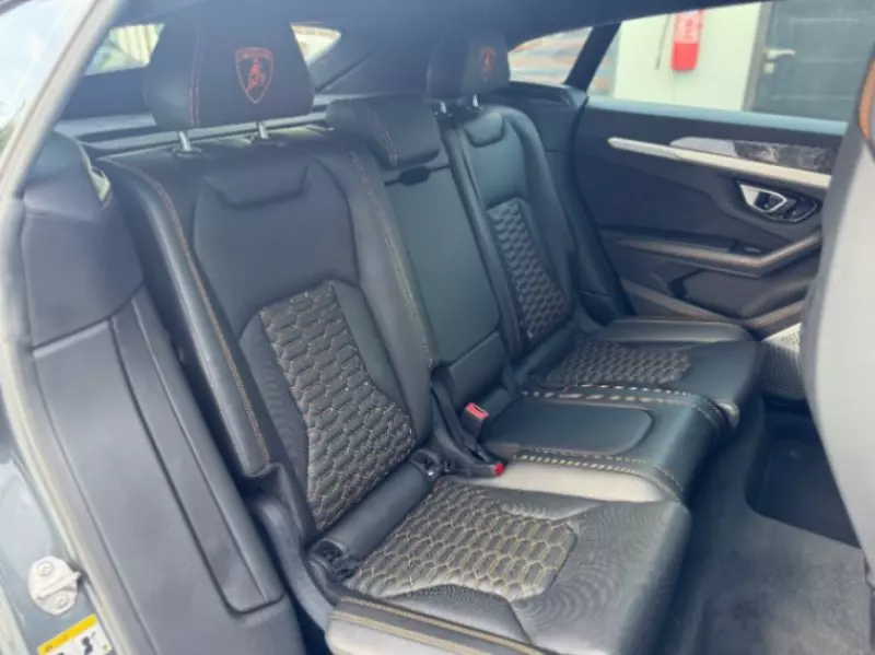 Lamborghini Urus   - 2019