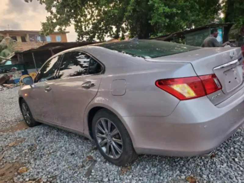 Lexus ES 330   - 2008