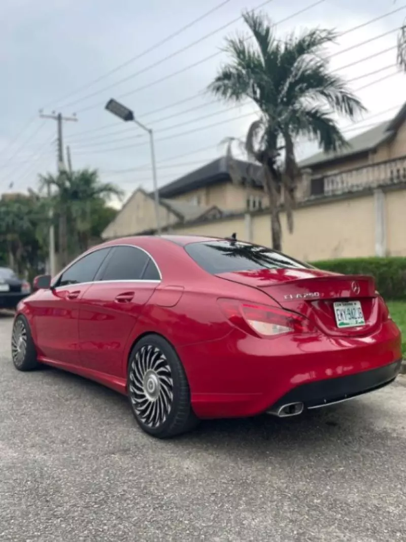 Mercedes-Benz CLA 250   - 2014