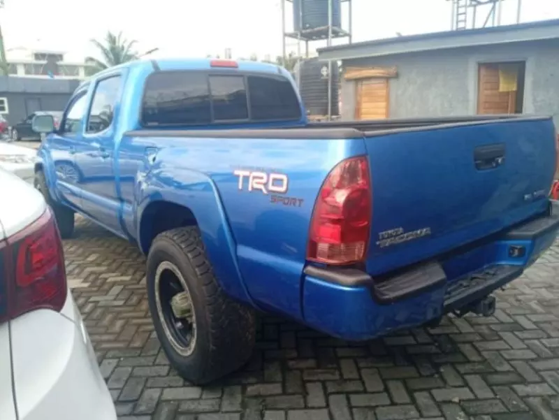 Toyota Tacoma   - 2006