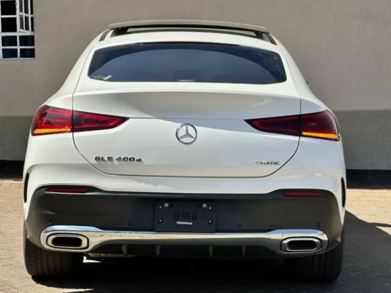 Mercedes-Benz GLE 400   - 2021