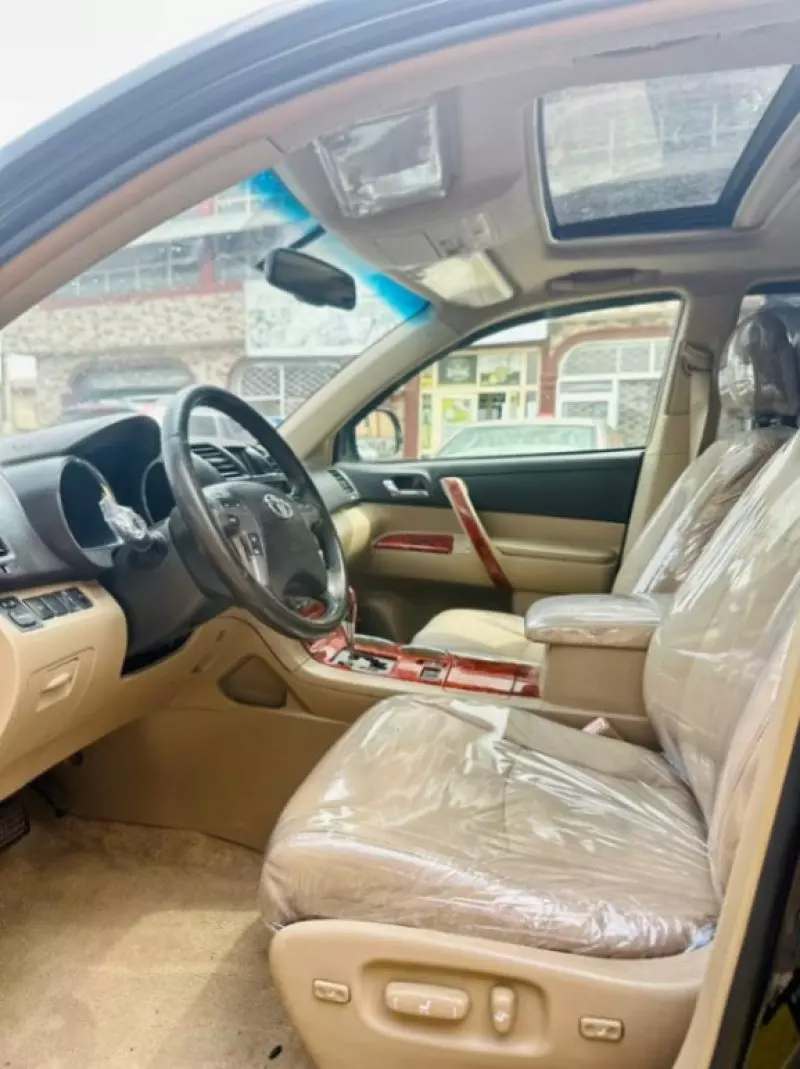 Toyota Highlander   - 2009