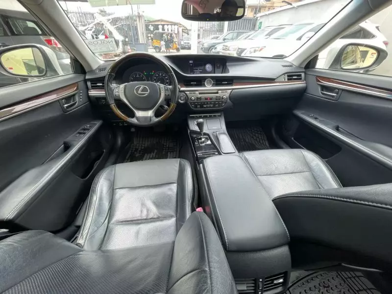 Lexus ES 350   - 2013