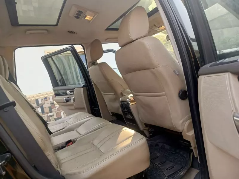 Land Rover  HSE LR4   - 2011