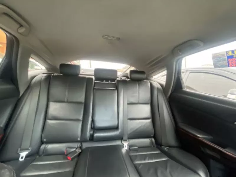 Honda Crosstour   - 2010
