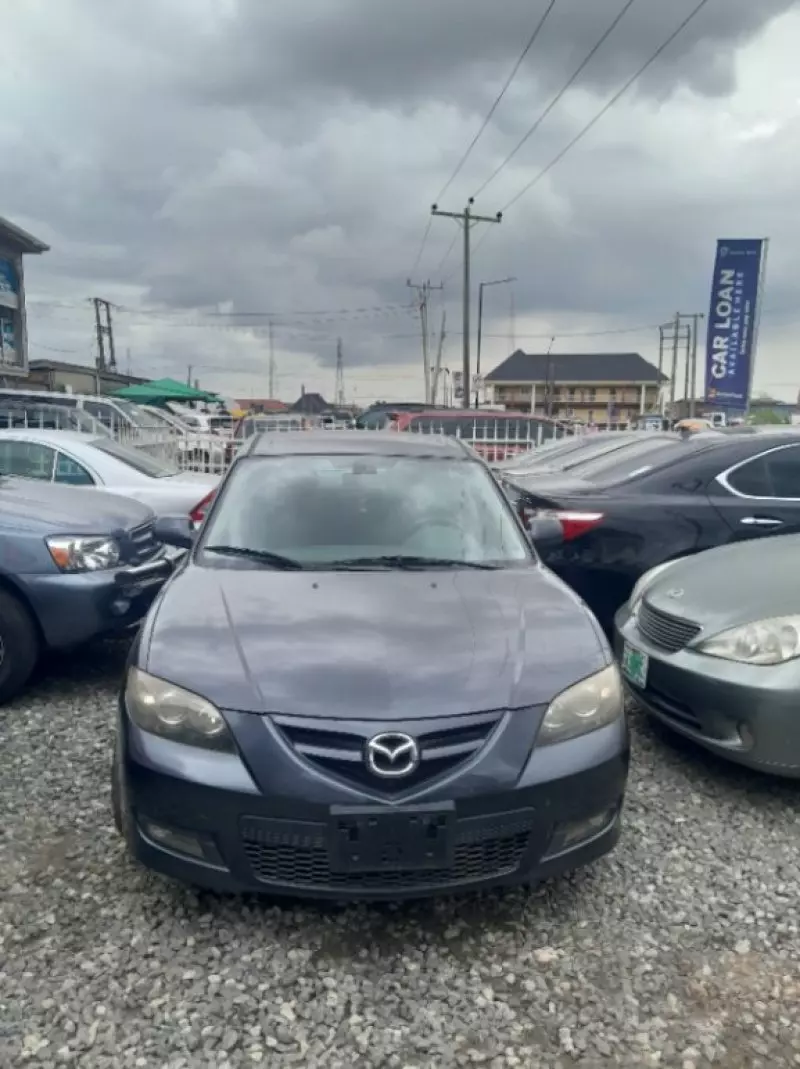 Mazda 3   - 2008