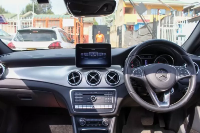 Mercedes-Benz GLA 220   - 2018