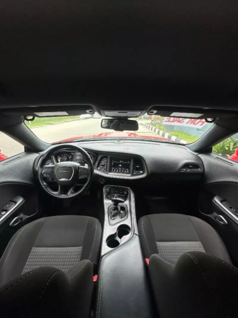 Dodge Challenger   - 2022