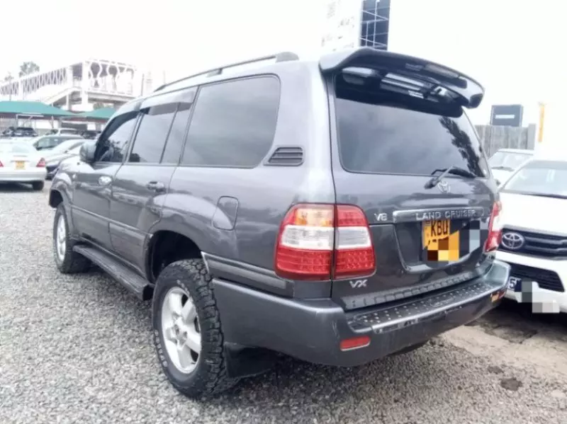 Toyota Land Cruiser   - 2006