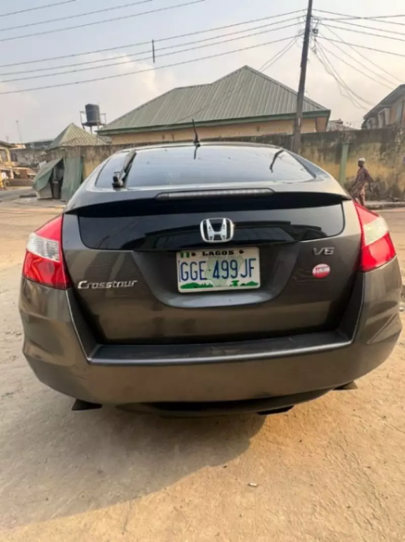 Honda Accord Crosstour   - 2012