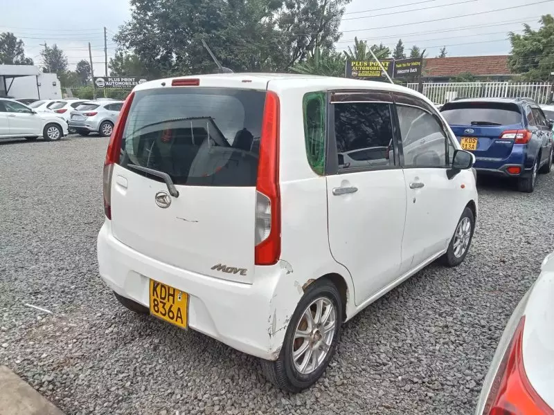 Daihatsu Move   - 2015
