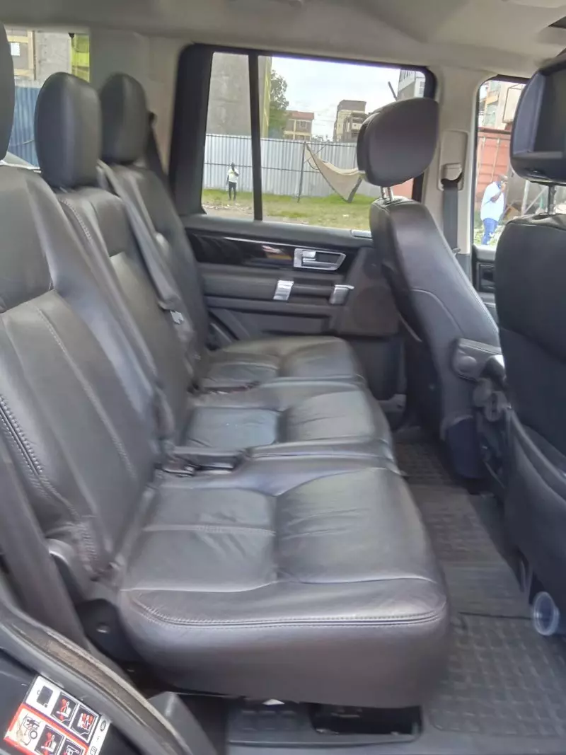 Land Rover Discovery 4   - 2011