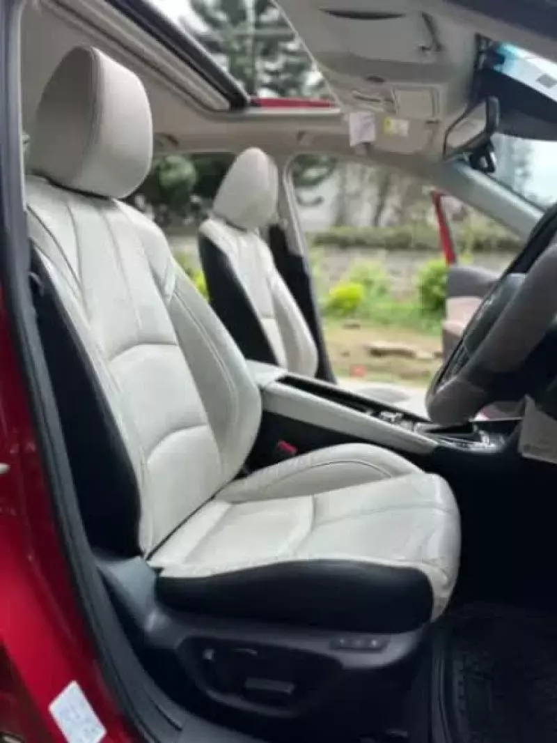 Mazda Axela    - 2017