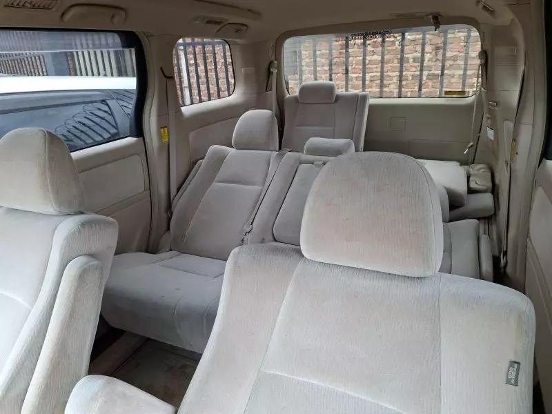 Toyota Alphard   - 2013