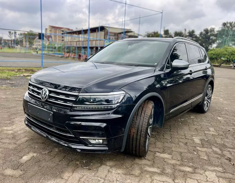 Volkswagen Tiguan   - 2018