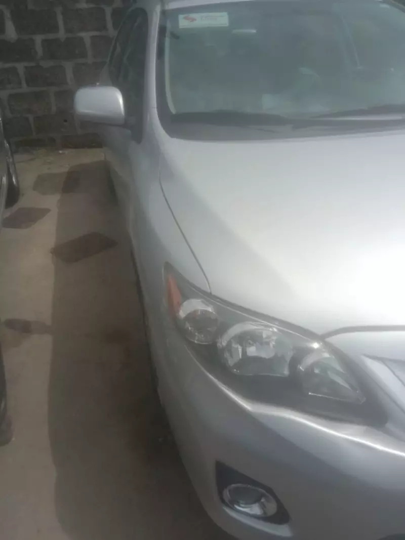 Toyota Corolla   - 2012