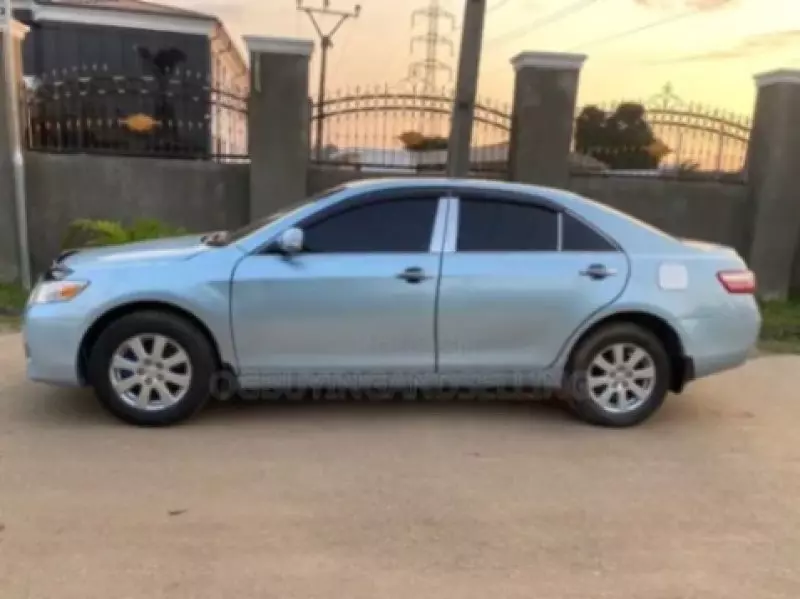 Toyota Camry   - 2007