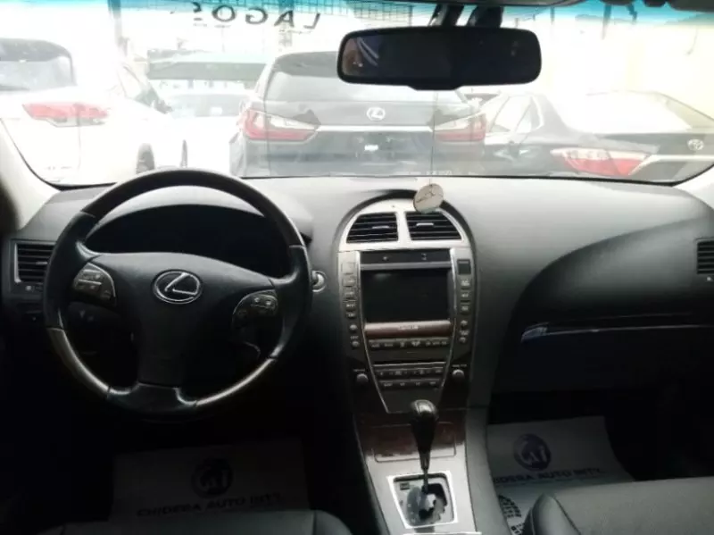 Lexus ES 350   - 2012