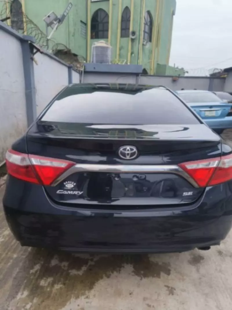 Toyota Camry   - 2017