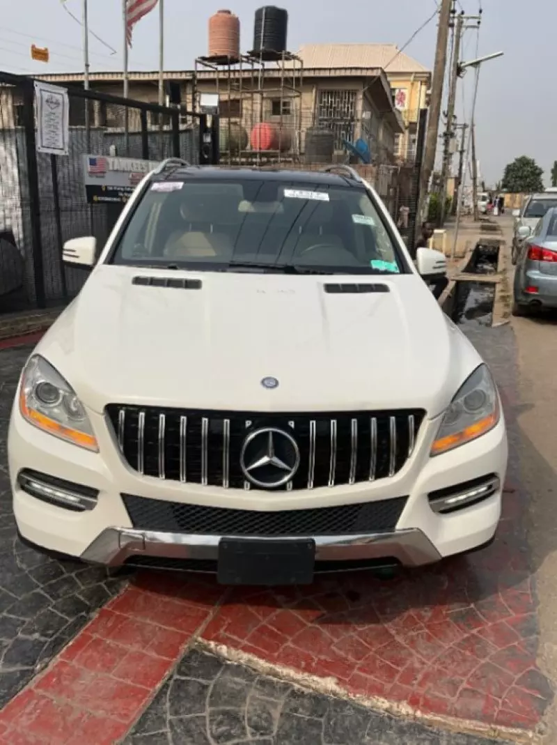 Mercedes-Benz ML 350   - 2012