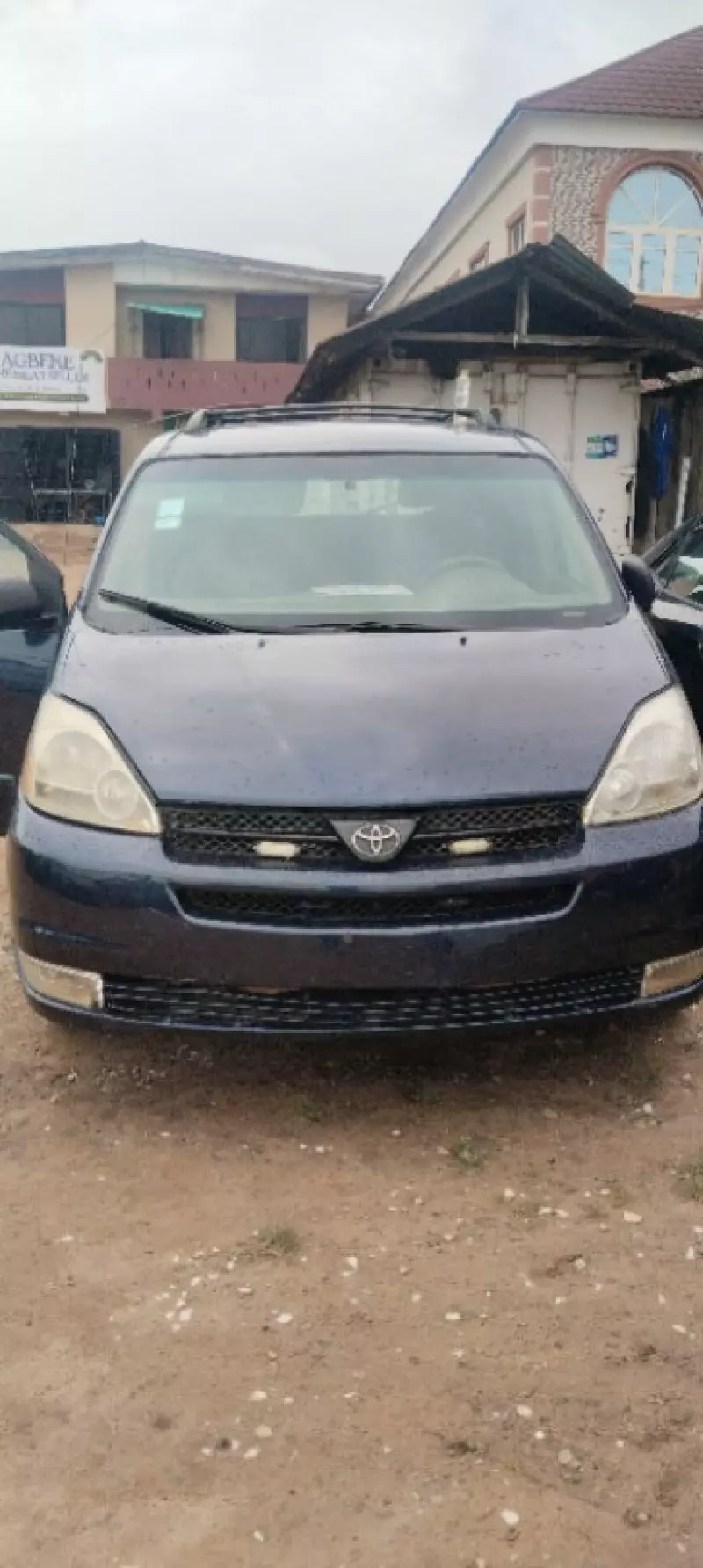 Toyota Sienna   - 2006