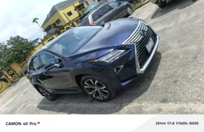 Lexus RX   - 2019