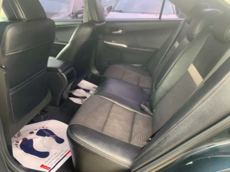 Toyota Camry   - 2014