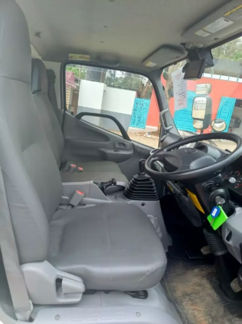 Toyota Dyna   - 2018