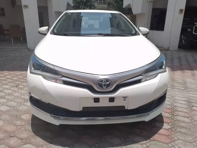 Toyota Corolla Hybrid    - 2019