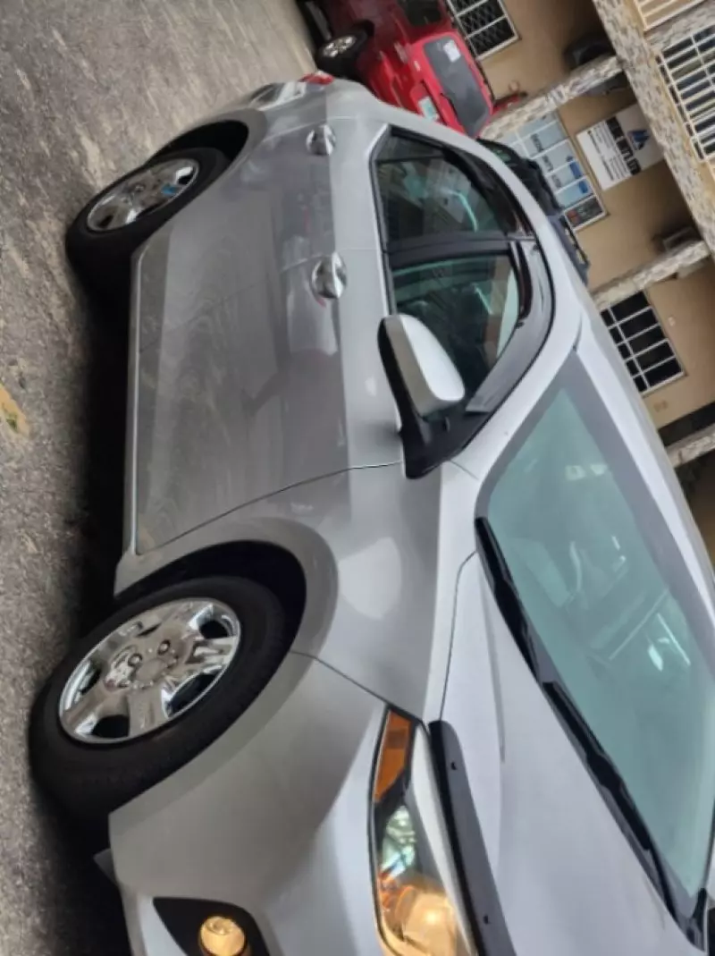 Toyota Corolla   - 2013