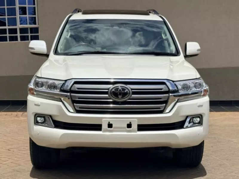 Toyota Landcruiser Sahara   - 2018