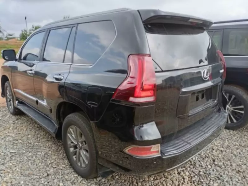 Lexus GX 460   - 2013