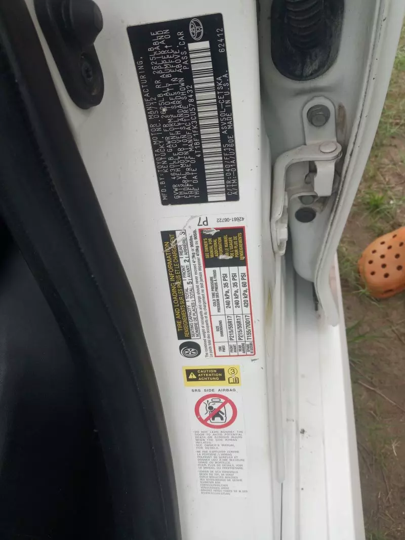 Toyota Camry   - 2012