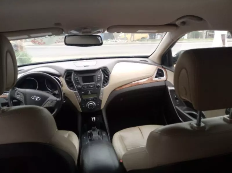 Hyundai Santa FE   - 2014